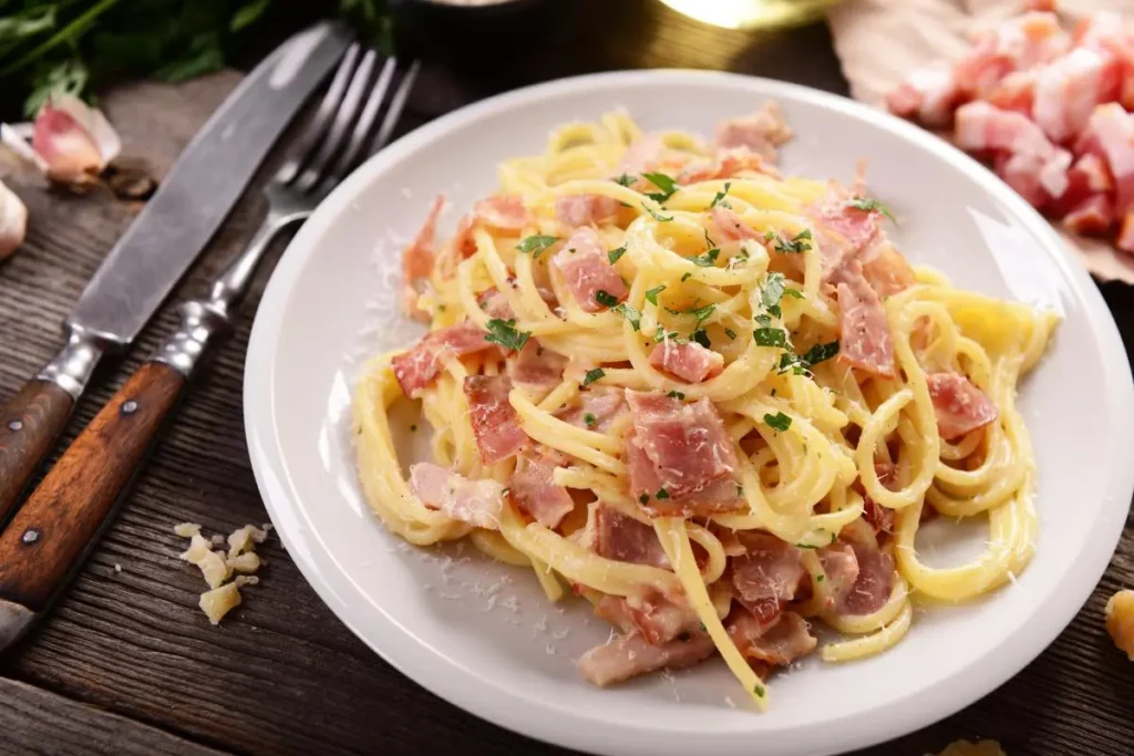 Massas Italianas - Espaguete à Carbonara