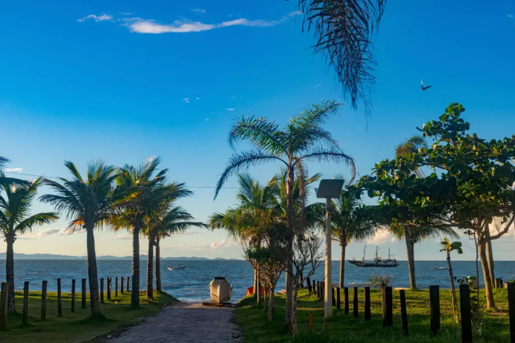 Praia de Canasvieiras, Florianópolis