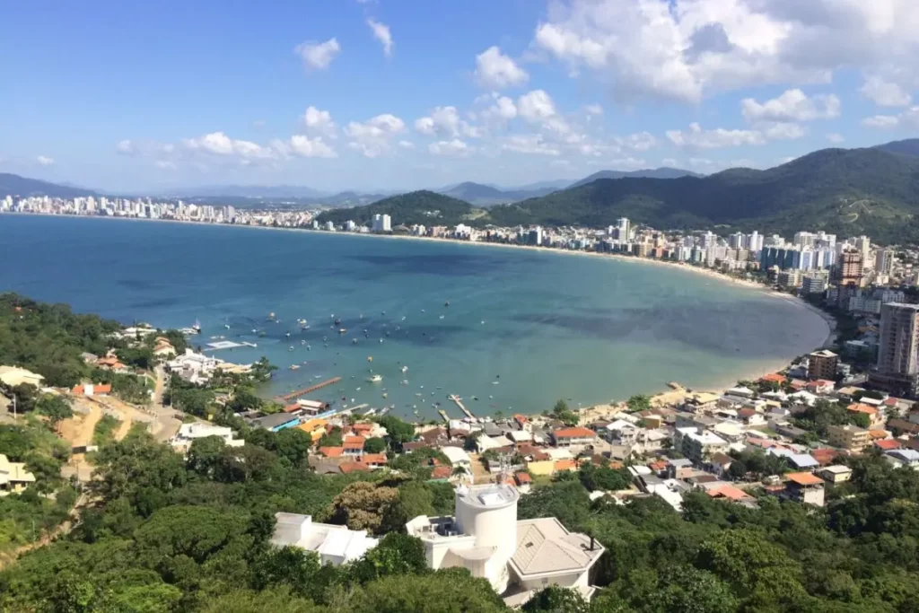 Praia de Itapema, Itapema