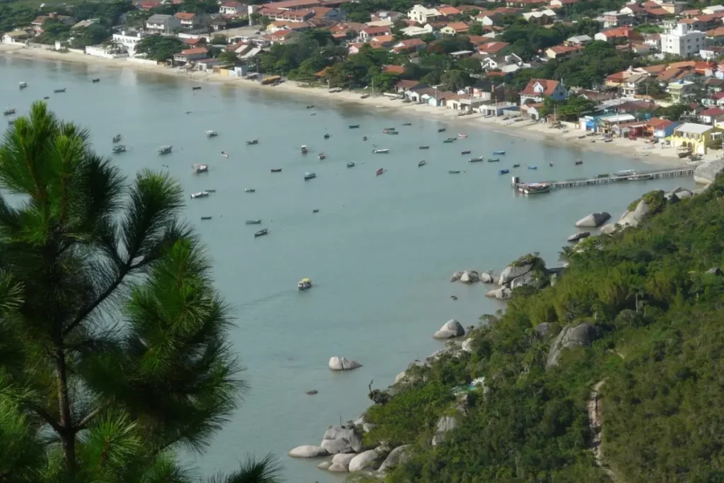 Praia de Mariscal, Bombinhas